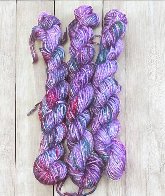 Lavender Green mini skein - 4ply