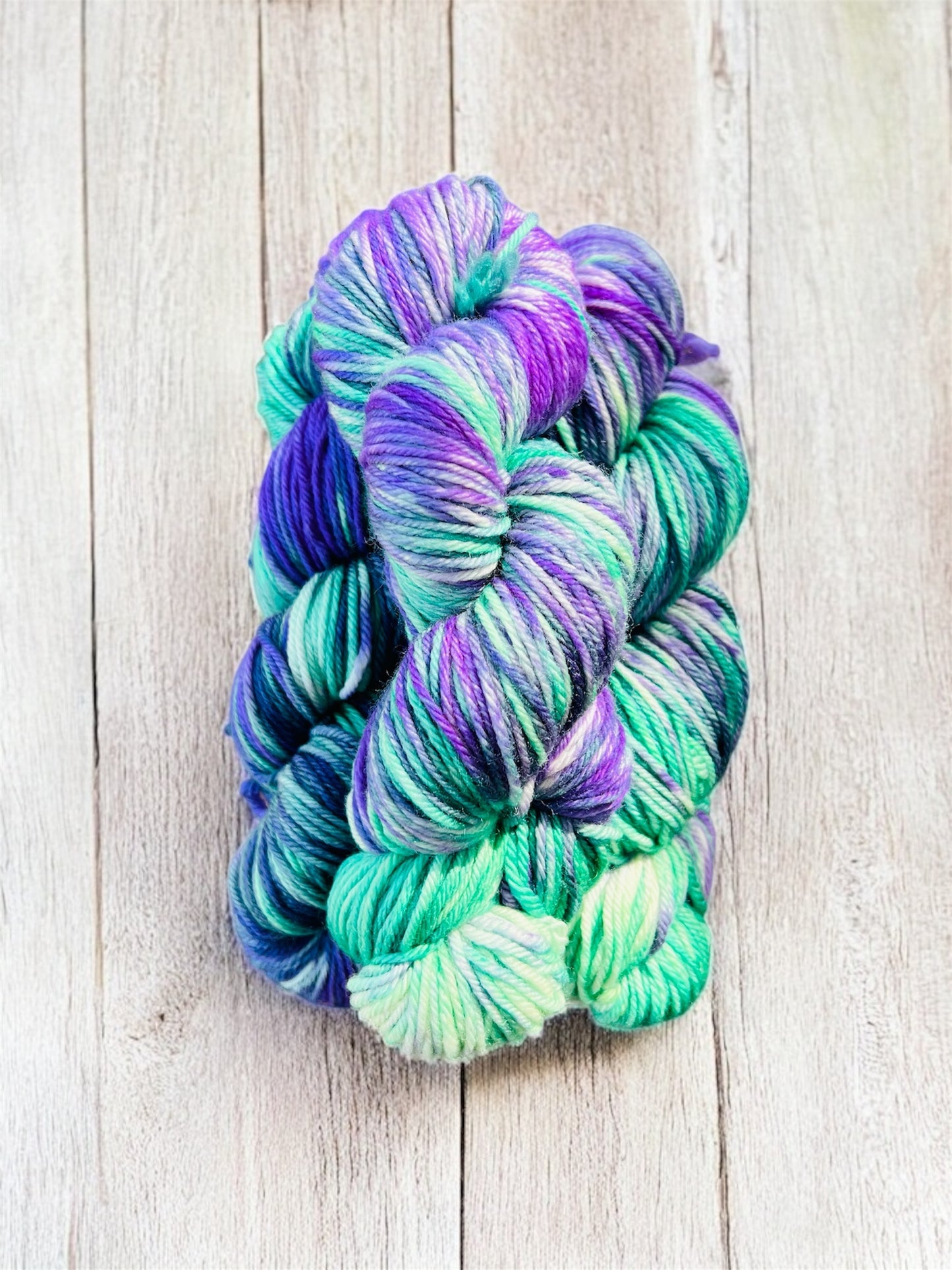 Country Iris 8Ply DK Yarn