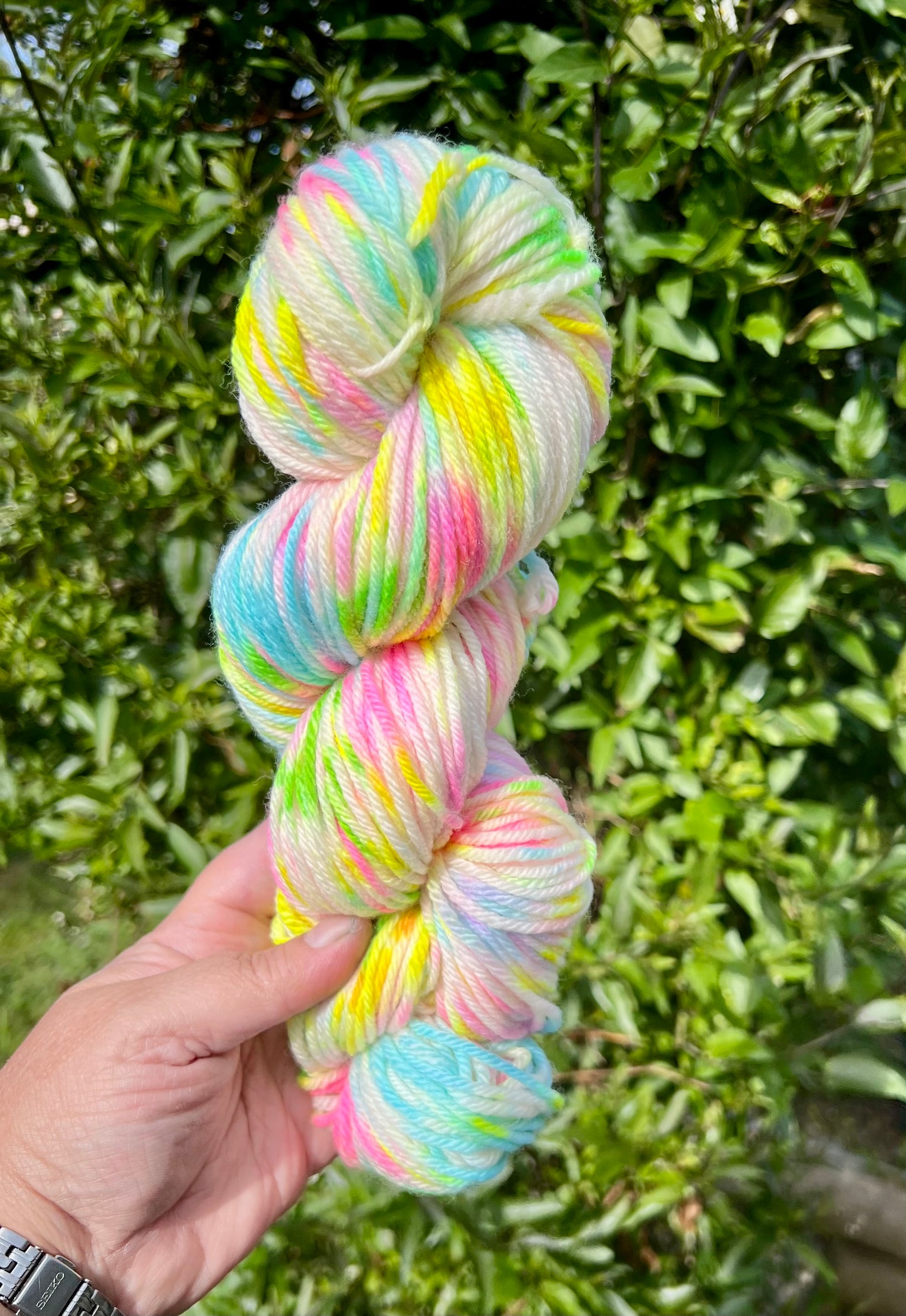 Confetti 8ply/ DK yarn