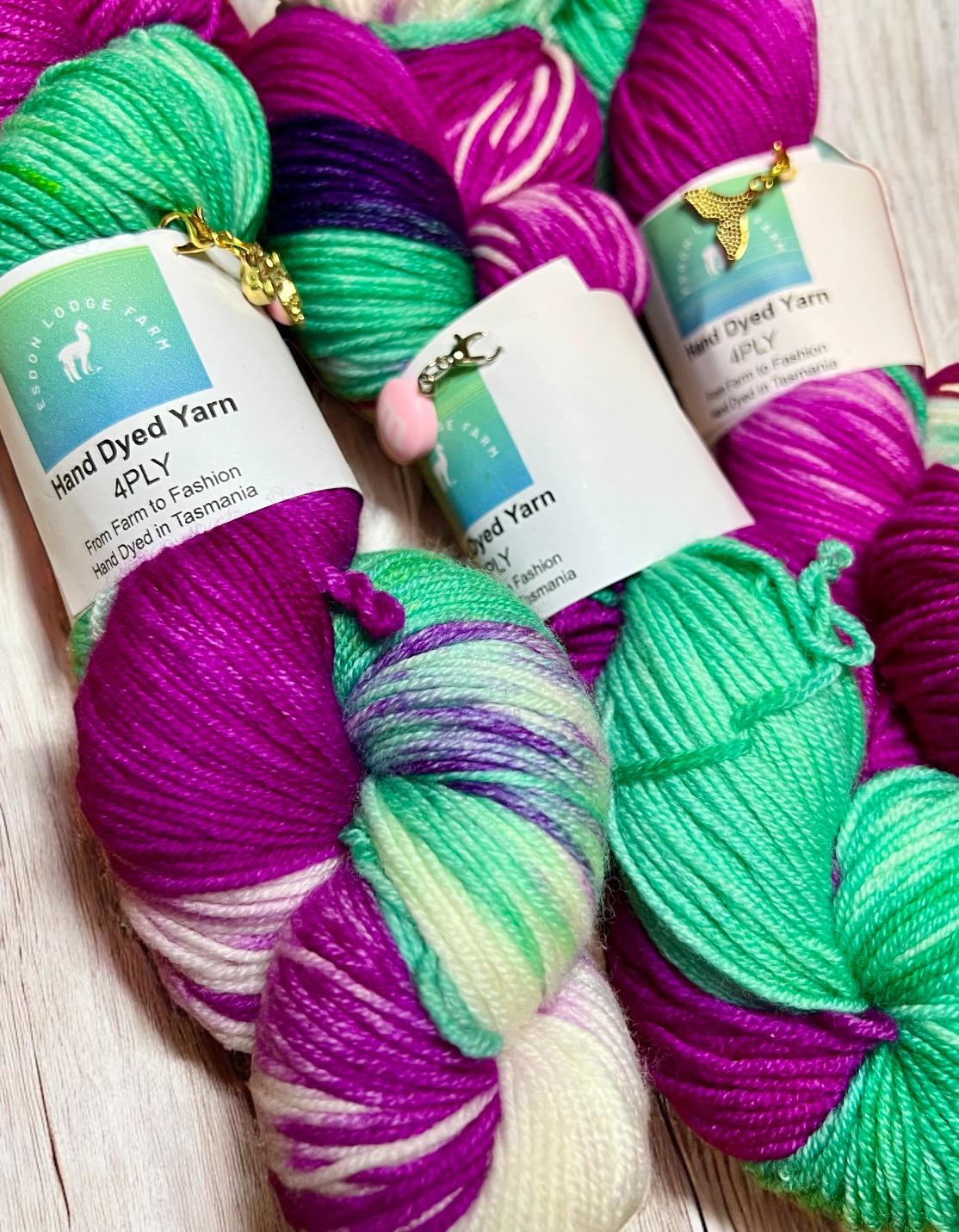 Raspberry Ripple 4Ply Yarn