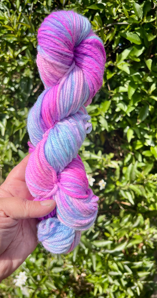 Sweet Peas 8ply/ DK yarn