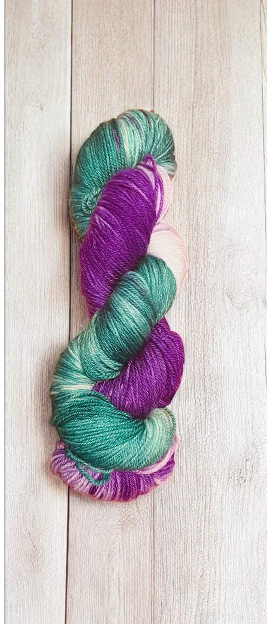 Country Iris - Sock yarn 4ply