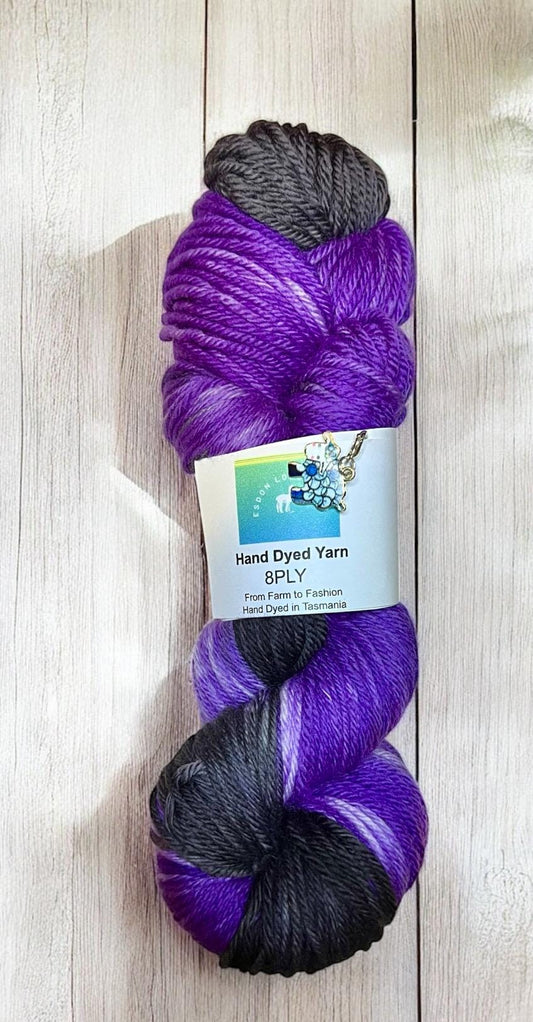 Midnight Sky 8ply/ DK yarn