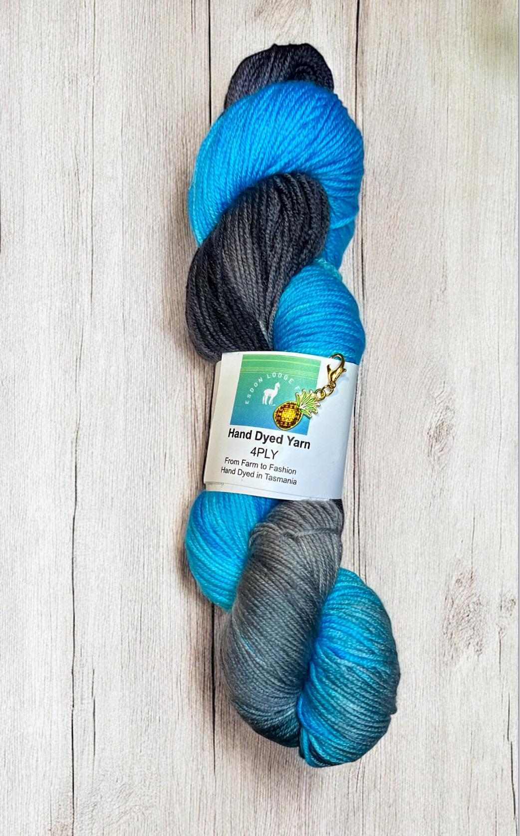 Blue Wren 4ply yarn